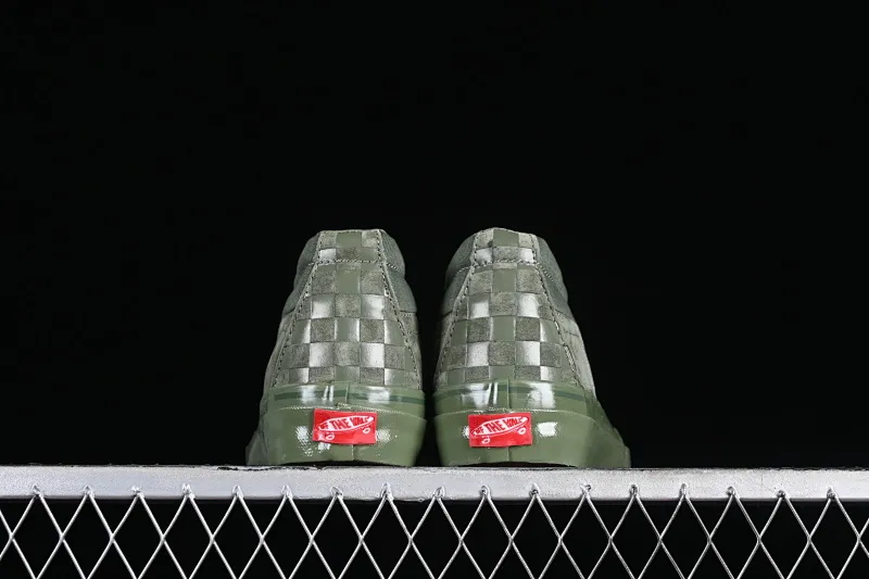 All Categories Vans Vans Series Vans Mid Vans China Vans TDC Sk8-Mid Reissue 83 Mg 2024 Spring and Summer Limited Edition Low-top Casual Sneakers VN000E7JAMB